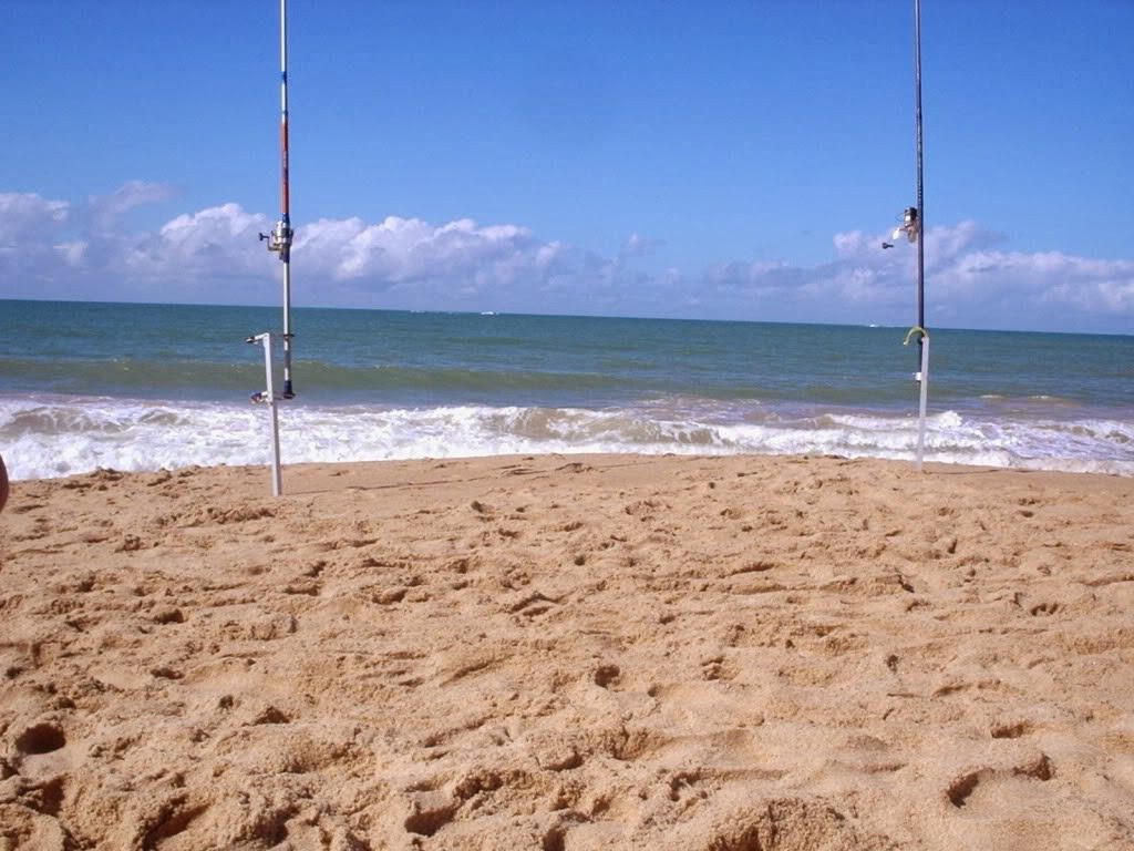 Pescadores se reúnem na Praia de Itaparica em Vila Velha para disputar torneio