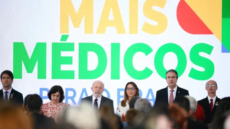 Emenda quer garantir que 10% das vagas do Mais Médicos sejam destinadas a médicos PCD