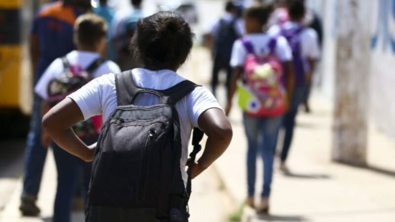 Deputados se reúnem para discutir propostas de melhoria na segurança das escolas do ES