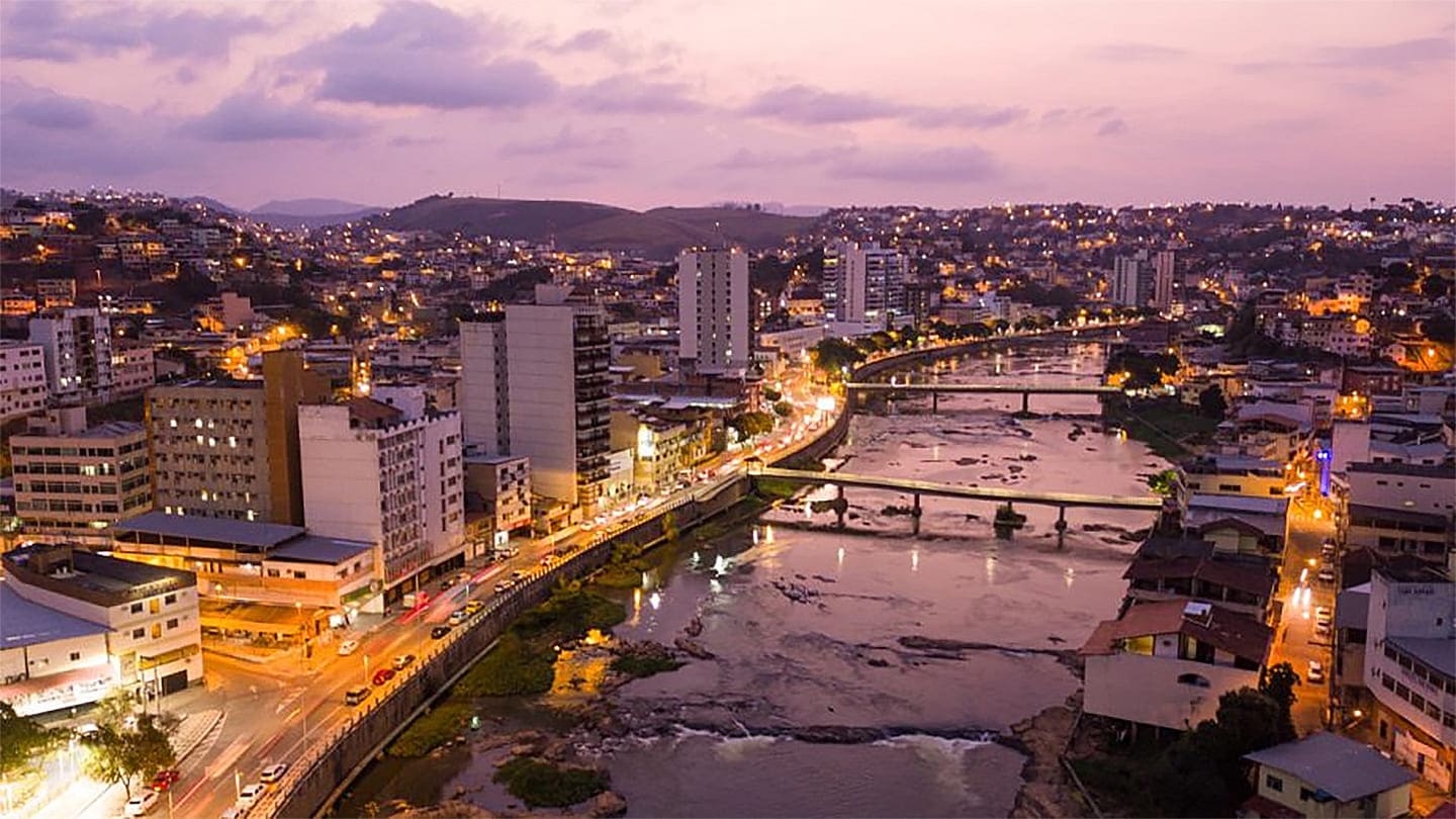 Prefeitura da Serra transmite Brasil x Croácia em telão na praça de Serra  Sede