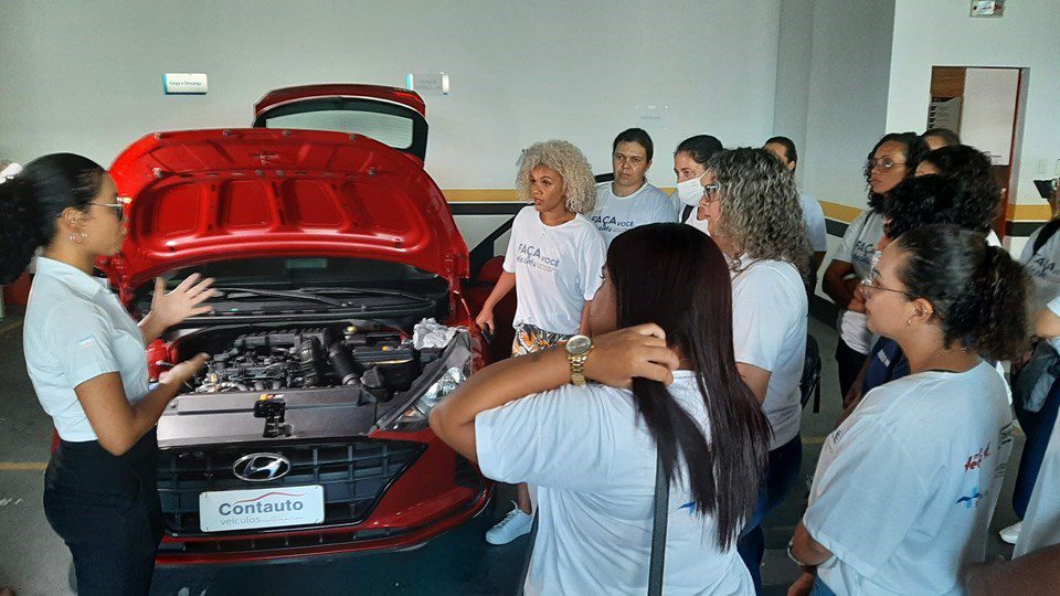 Detran-ES divulga lista de selecionadas para 4ª edição do Curso de Mecânica Básica para Mulheres