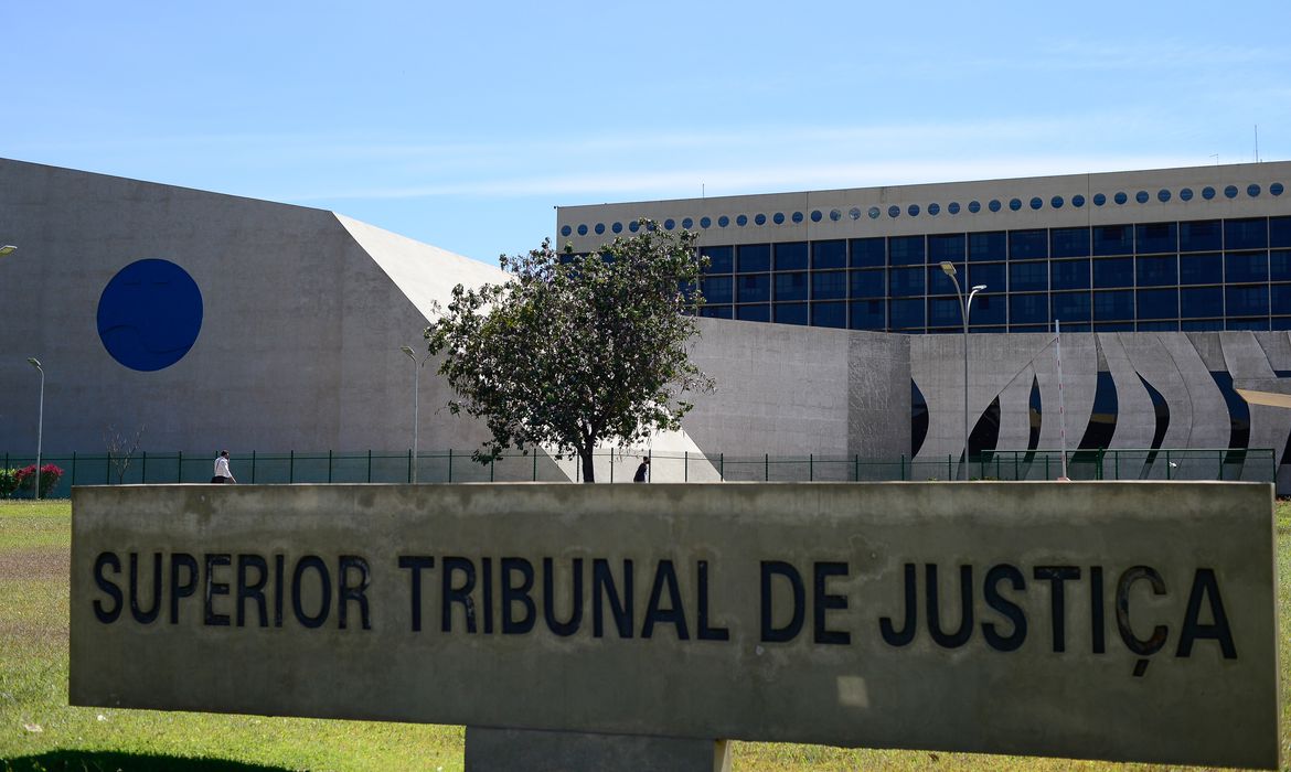 STJ conclui interrogatórios da ação penal que apura corrupção no Judiciário capixaba