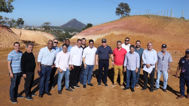 Presidente da Assembleia visita obras da orla e contorno de Piúma