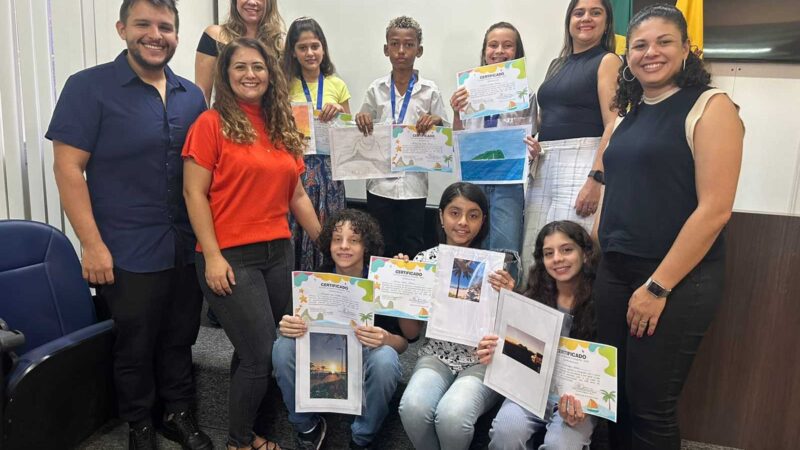 Alunos da rede municipal recebem premiação do concurso de desenho e fotografia