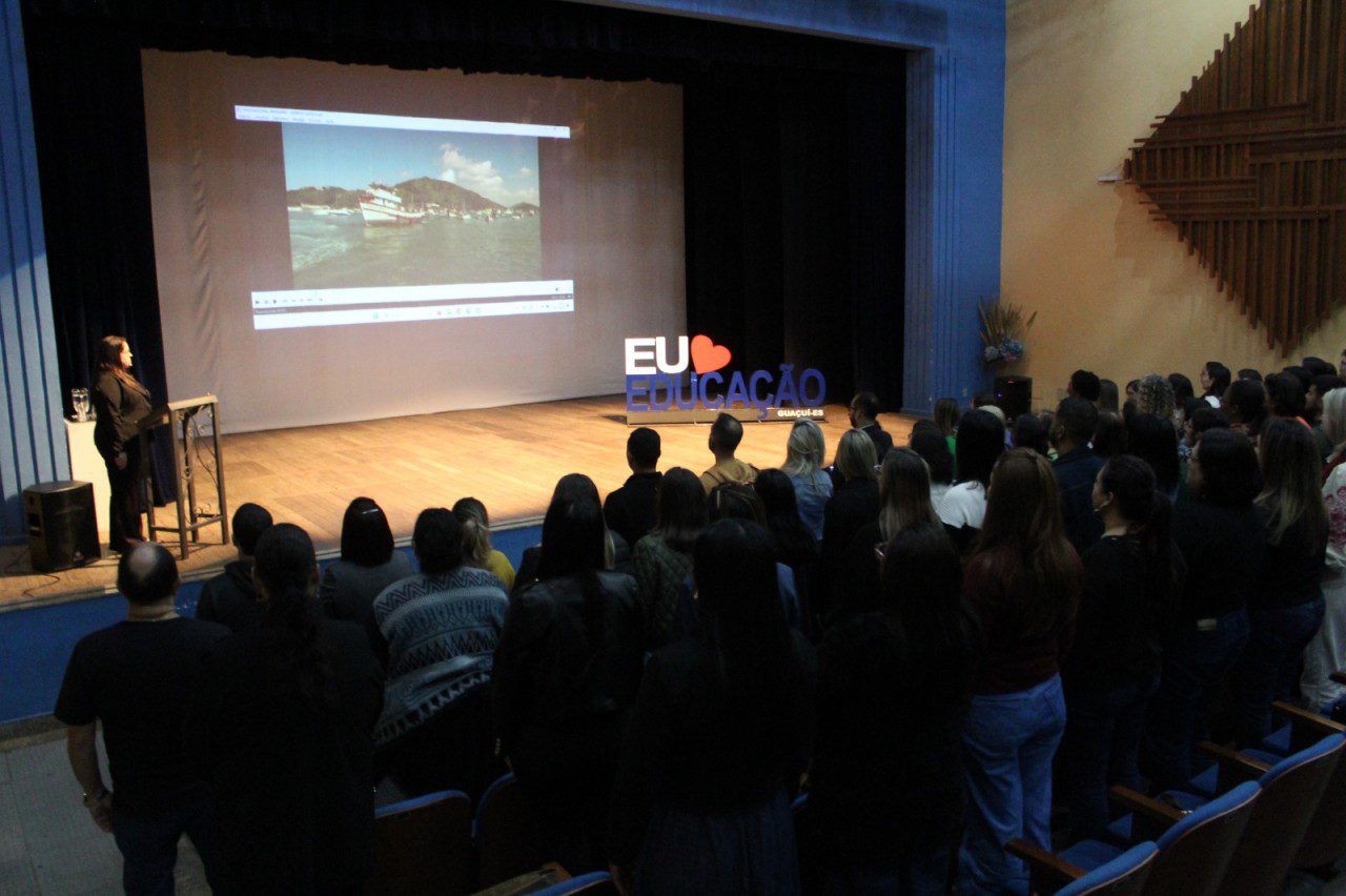 Prefeitura de Guaçuí promove seminário de gestão escolar para aprimorar a educação no município