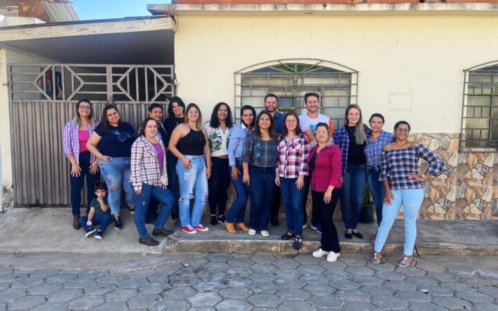 Secretaria de Assistência e Desenvolvimento Social realiza café da tarde especial com idosos de Pequiá