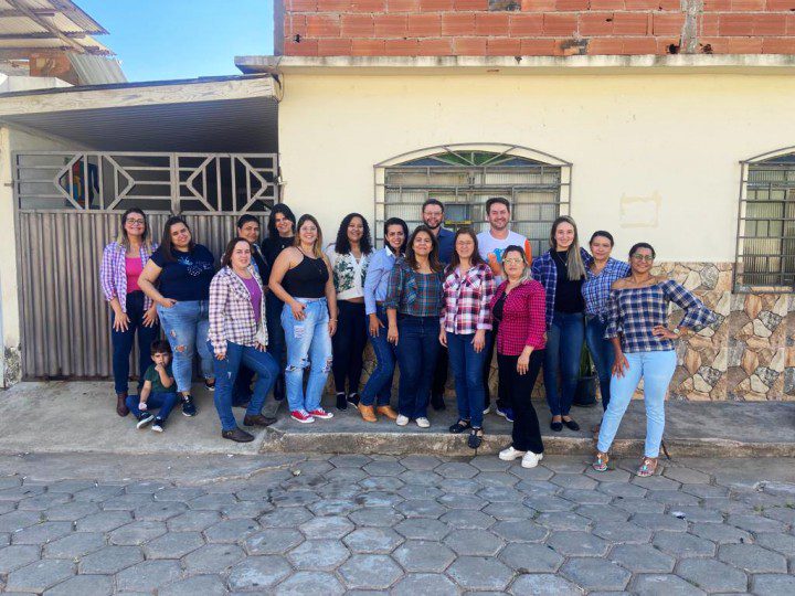 Secretaria de Assistência e Desenvolvimento Social realiza café da tarde especial com idosos de Pequiá