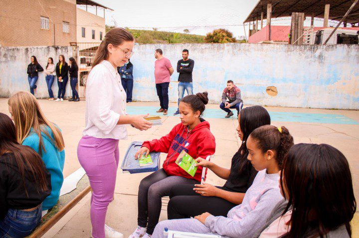 Prefeitura Municipal de Iúna está apresentando nas escolas o projeto Plante Essa Ideia