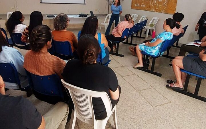 Campanha Agosto Dourado Oferece Orientações Cruciais para Gestantes e Puérperas