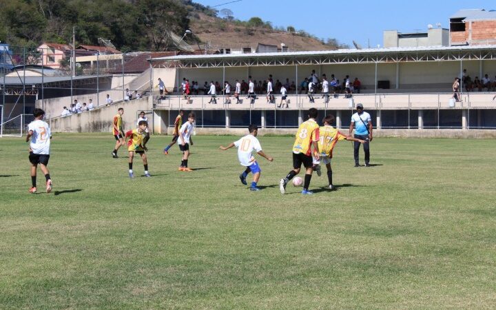 Olheiros visitam Guaçuí para realização de peneira de futebol com Jovens Atletas da Região