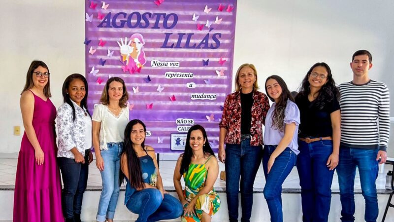 Roda de conversa no CRAS aborda campanha Agosto Lilás com usuárias