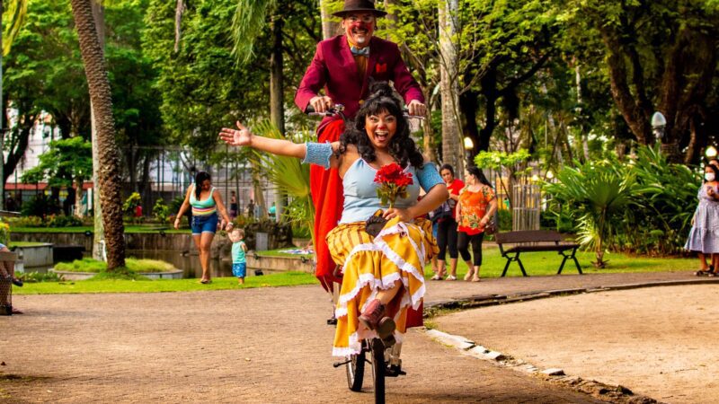 10 Anos de Lacarta Circo Teatro: A Celebração Começa com a Lacarta Karavan!”