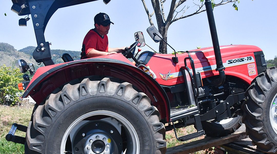 Prefeitura de Alegre recebe nesta quinta-feira (05) mais um equipamento para atender o Desenvolvimento Rural do município