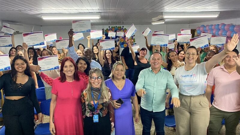 Marataízes Celebra Formatura de 60 Alunos pelo Programa Qualificar ES