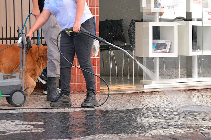 Conscientização: Decreto em Guarapari Estabelece Multas para Desperdício de Água