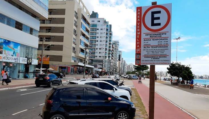 Demanda Crescente: Turistas Pedem Maior Tempo no Estacionamento Rotativo de Guarapari