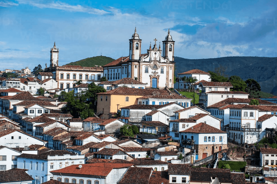 Escola de Guarapari Comemora Lançamento de Documentário Filmado em Ouro Preto