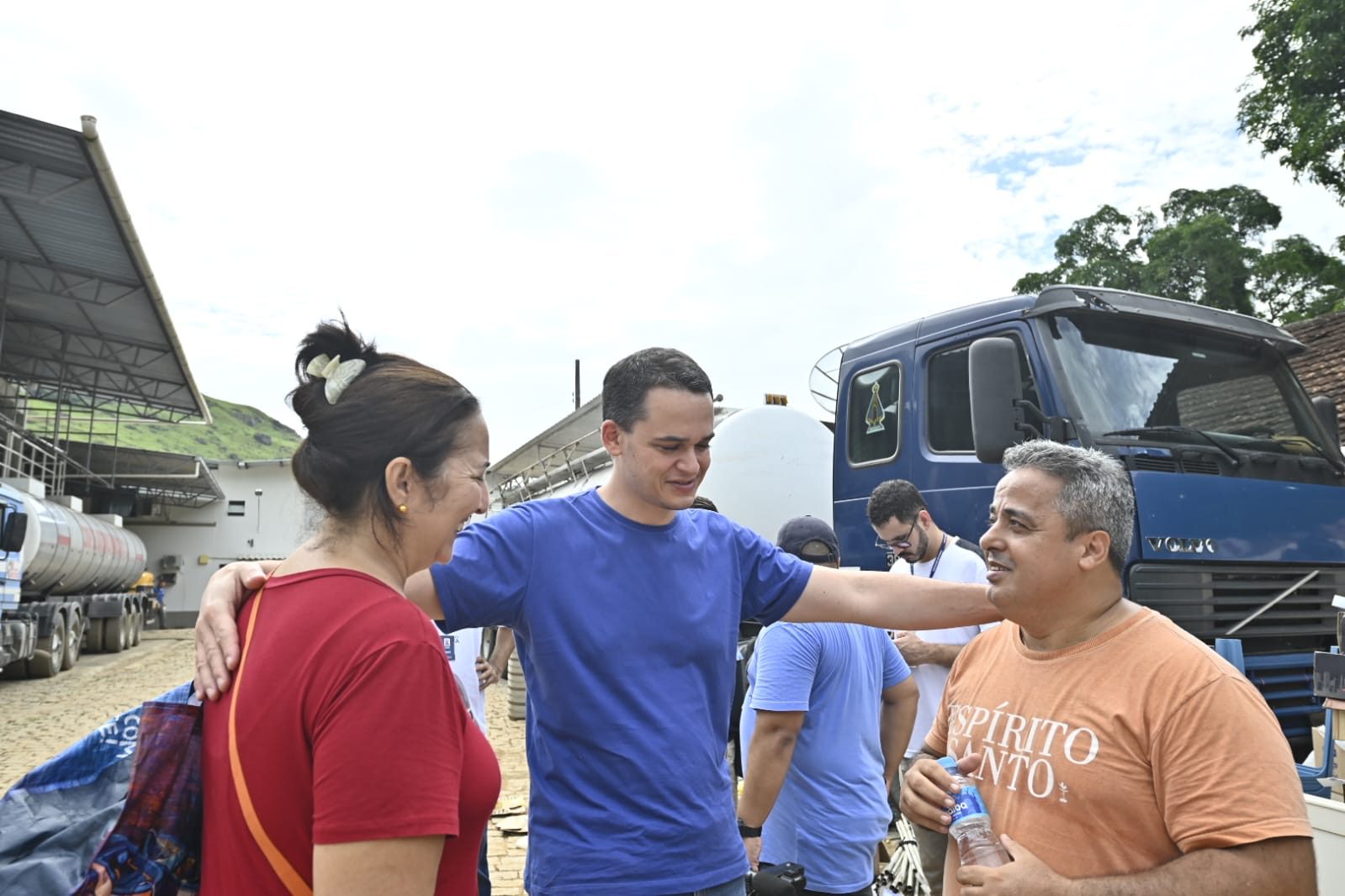 Compromisso Humanitário: Pazolini Entrega Auxílio às Vítimas das Chuvas em Mimoso