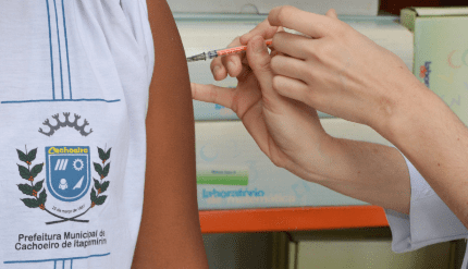 Campanha de Multivacinação: Secretaria de Saúde Chega às Escolas de Cachoeiro