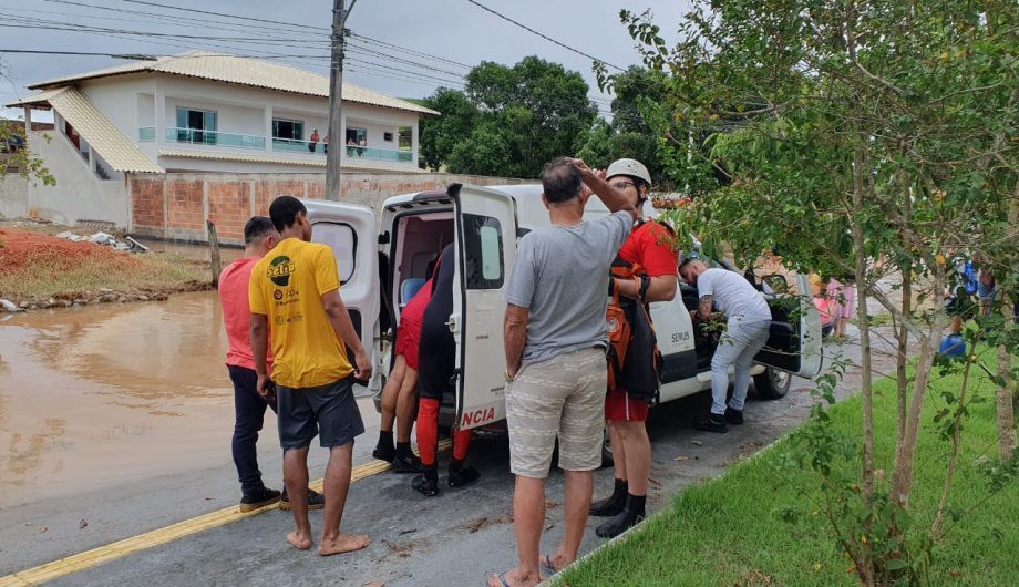 Cachoeiro em Ação: Prefeitura Mobiliza Recursos para Atender População após Chuvas