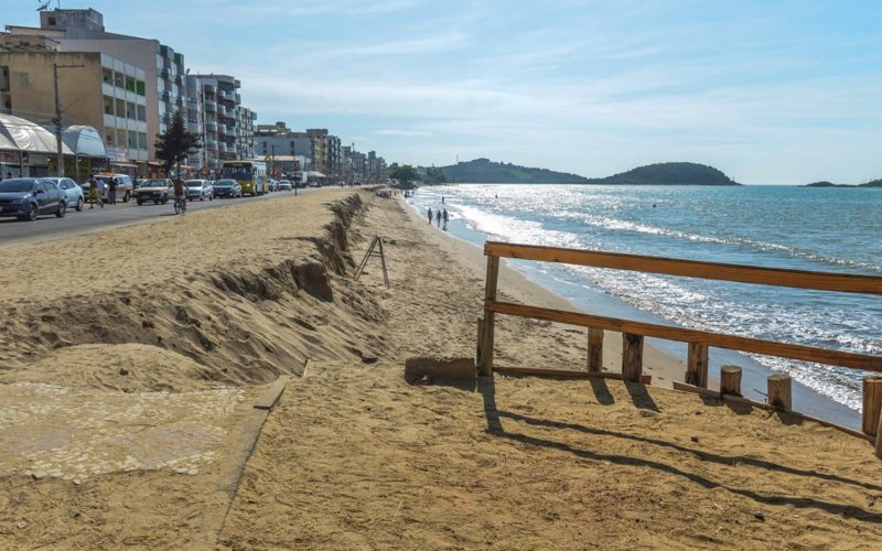 Piúma se Prepara para a Renovação da Praia Central: Obras em Breve