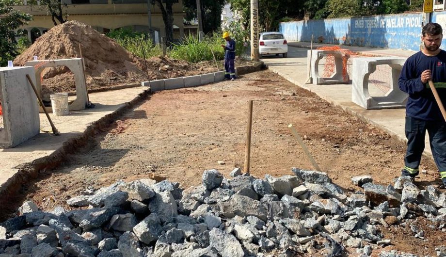 Desenvolvimento em Movimento: Distrito de Córrego dos Monos em Cachoeiro Recebe Avanços na Urbanização