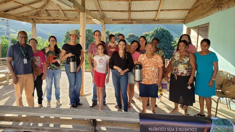 Encontro de Mulheres do Café em Alegre Foca em Palestra sobre Colheita e Pós-Colheita