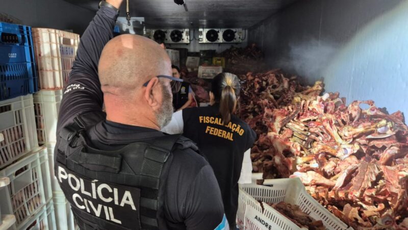 Polícia Apreende 17 Toneladas de Resíduos Animais em Fábrica de Alimentos em Guarapari