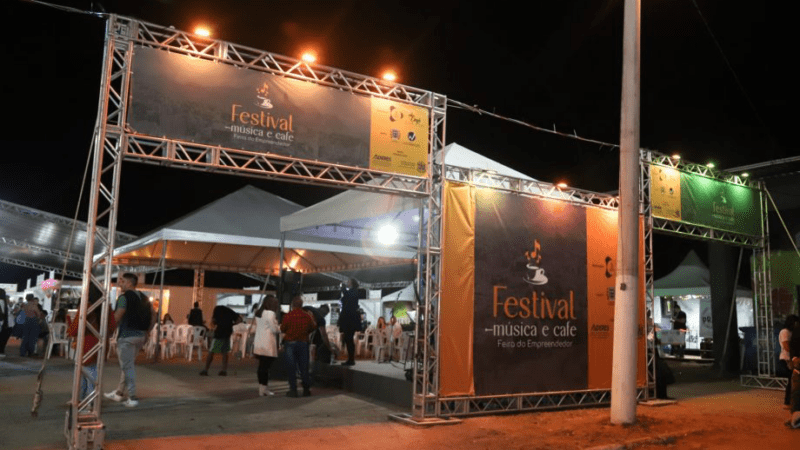 Festival em Cachoeiro Oferece Comida Típica e Artesanato no Parque de Exposição