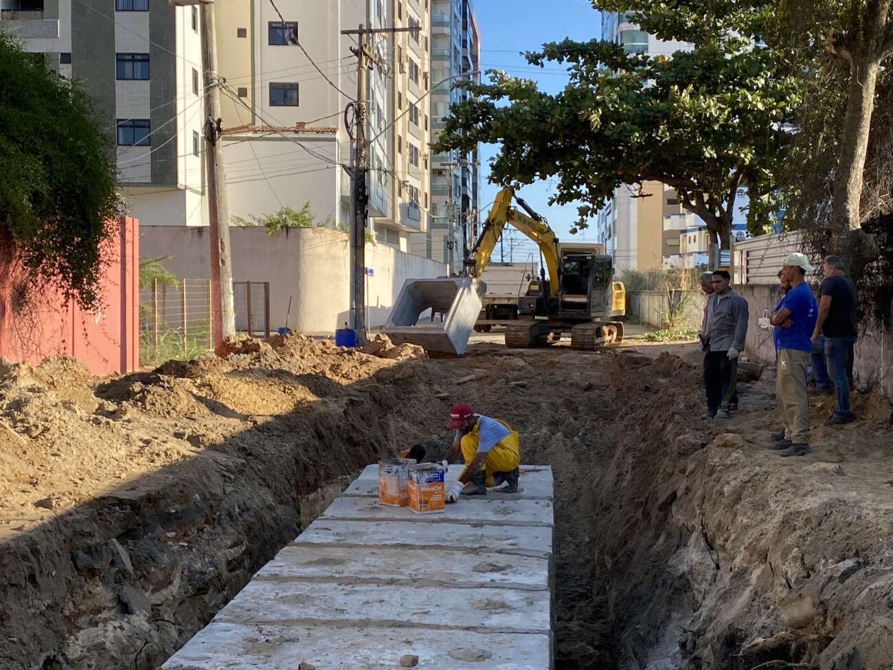 Obras de Macrodrenagem na Praia do Morro Durarão 6 Meses