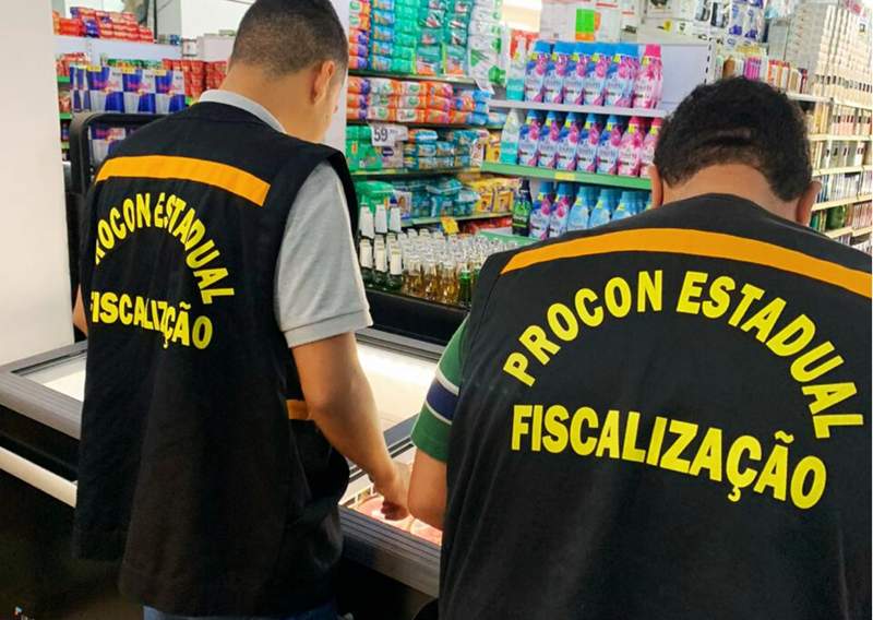 Supermercados do ES Têm Produtos Vencidos e Contaminados Apreendidos