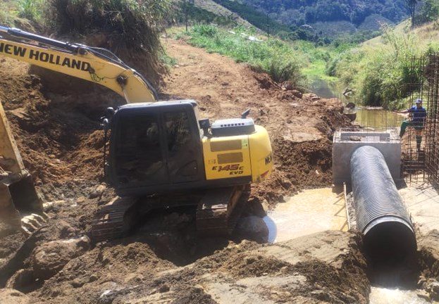 Uma nova barragem está sendo erguida em Cachoeiro de Itapemirim pelo governo para melhorar o abastecimento de água