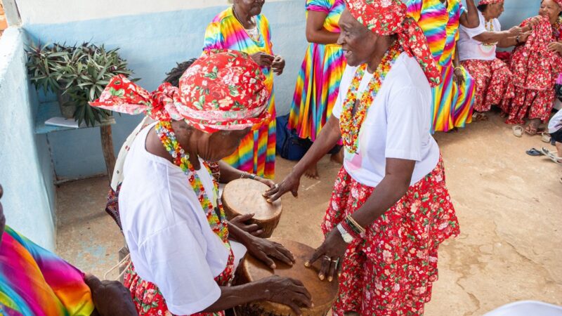 Festejos marcam a conclusão do projeto cultural no bairro Zumbi, em Cachoeiro