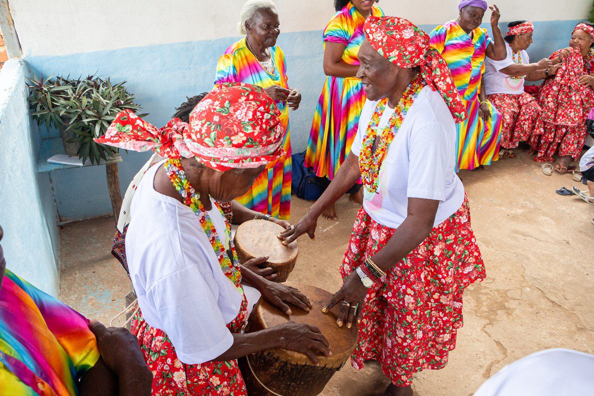 Festejos marcam a conclusão do projeto cultural no bairro Zumbi, em Cachoeiro