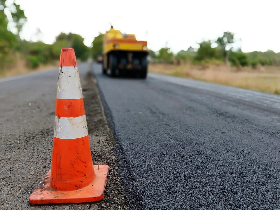 Obras de pavimentação facilitam o tráfego no interior de Cachoeiro