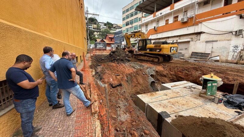 Equipes de Transição discutem finalização das obras de macrodrenagem em Cachoeiro