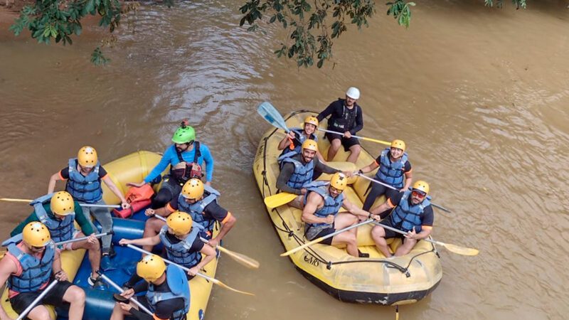 Explorando o Rio Jucu: Aventura de Rafting com o Grupo Momenttos.br no Espírito Santo