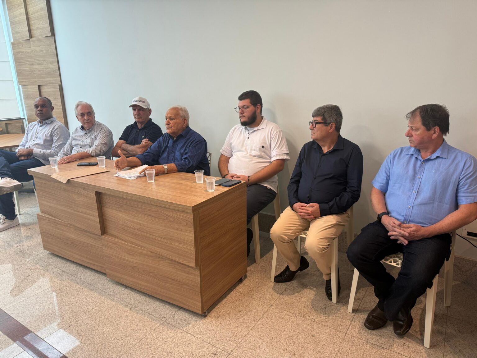 Prefeito eleito de Cachoeiro, Theodorico Ferraço, apresenta equipe de secretariado para 2025