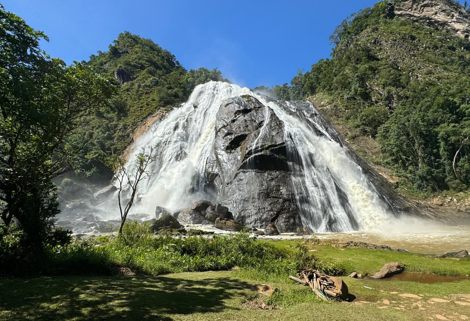 Reunião do novo Conselho Gestor marca o início de suas atividades no Parque Estadual Cachoeira da Fumaça em Alegre