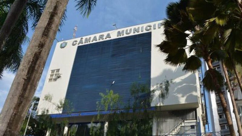 Câmara Municipal de Cachoeiro aprova projeto que concede abono de R$ 2 mil a servidores