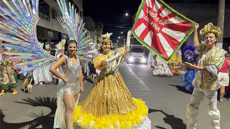 Folia e tradição: Carnaval 2025 em Alfredo Chaves encanta moradores e visitantes